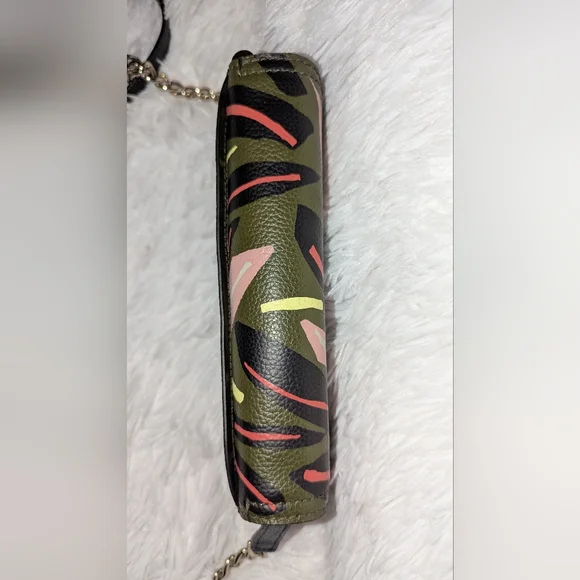 Kate Spade Eva Modern Feather Wallet On A Chain Green Multi EUC - Picture 8 of 12